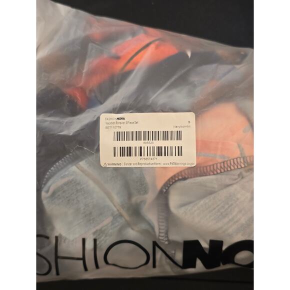 Fashion Nova - Vacation Forever 3 Piece Set - Navy/Combo - SMALL - Picture 11 of 11